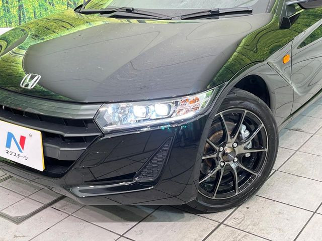 �yLED�w�b�h���C�g�z���V����ԑ��s�����ǍD�Ȏ��E���m�ۂ����S���ĉ^�]�ł��鍂�P�xLED�w�b�h���C�g�𑕔�!�_�����x�������A����d�͂��}�����Ă��܂��B