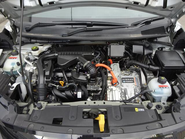 �@�֋@�\�n���ǍD�ł��B�[�ԑO�ɓ_���������s���܂��B�G���W���I�C���E�I�C���t�B���^�[�E�G�A�R���t�B���^�[�E���C�p�[�S���͕K�������v���܂��B