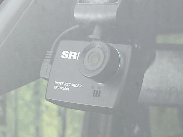 �y�h���C�u���R�[�_�[�z���S�E���S�ȃJ�[���C�t�ɕK�{�̃h���C�u���R�[�_�[�𑕔�!���s���͂������A������^�]�⎖�̂ɑ��������ۂ̏󋵂��f���ŋL�^���A����̃��X�N�ɔ����܂��B