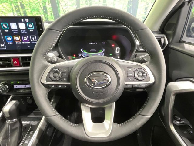 �y�����v�����X�e�A�����O�z�㎿�Ȋv���g�p���邱�ƂŁA��ɂ����������݂ƂĂ��^�]���₷���n���h���ł���