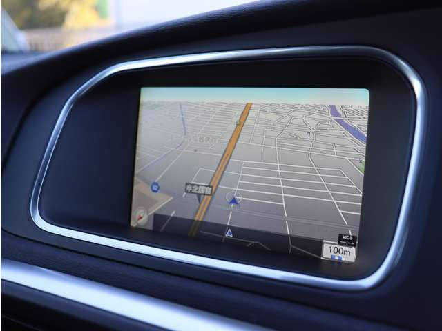 �h�C�c�̃{���{���`���[�j���O���[�J�[HEICO SPORTIV�̐��K�̔��X���t���ƈ��m���ɂ�HEICO SPORTIV�v���~�A���p�[�g�i�[KANTO / TOKAI�Ƃ��ĉ^�c�����Ă��܂��B