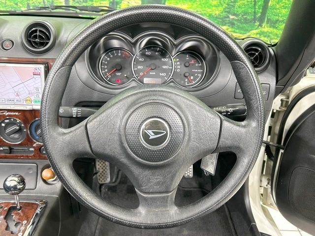 �y�����v�����X�e�A�����O�z�㎿�Ȋv���g�p���邱�ƂŁA��ɂ����������݂ƂĂ��^�]���₷���n���h���ł���