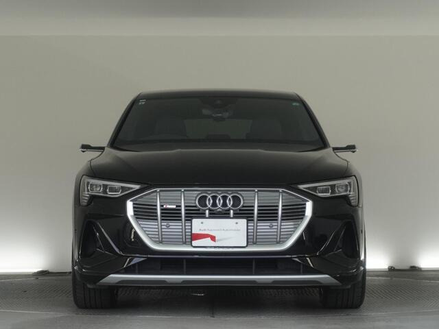 e-tronスポーツバック50 クワトロ Sライン 4WD