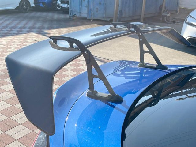 �y�h���C�J�[�{�������X�|�C���[�z�X�|�[�c�J�[�炵�����O�b�ƈ������J�[�{�������X�|�C���[�𑕒��􍂑����s���̃X�^�r���e�B(���s���萫)����ɖ𗧂��܂��B