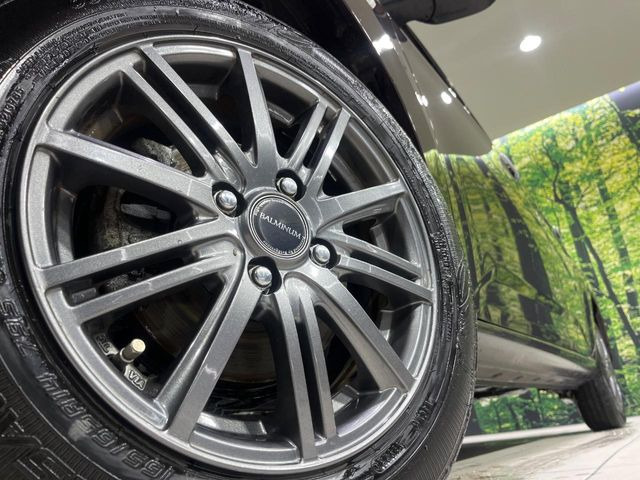 �y14�C���`�A���~�z�C�[���z�O�ςɃ}�b�`�����A���~�z�C�[���𑕒����Ă���܂��B�e��A���~�z�C�[����A�X�^�b�h���X�^�C�����戵�����Ă���܂��B���񂲑��k����������