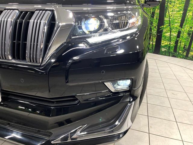 �yLED�w�b�h���C�g�z���V����ԑ��s�����ǍD�Ȏ��E���m�ۂ����S���ĉ^�]�ł��鍂�P�xLED�w�b�h���C�g�𑕔�!�_�����x�������A����d�͂��}�����Ă��܂��B