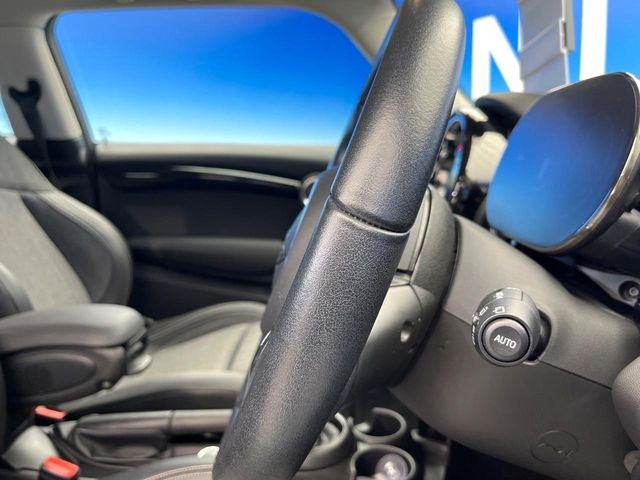 ���n���h�����̃X�������Ȃ��A���ꂢ�ȏ�Ԃ��ێ����Ă���܂��B�e�X�C�b�`���̓�����m�F�ς݂ł��B