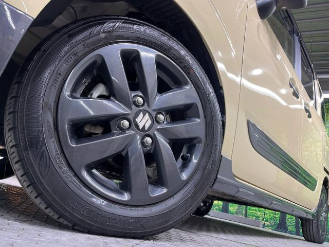 �y����14�C���`�A���~�z�C�[���z�O�ςɃ}�b�`���������A���~�z�C�[���𑕒����Ă���܂��B�e��ЊO�A���~�z�C�[����A�X�^�b�h���X�^�C�����戵�����Ă���܂��B���񂲑��k����������