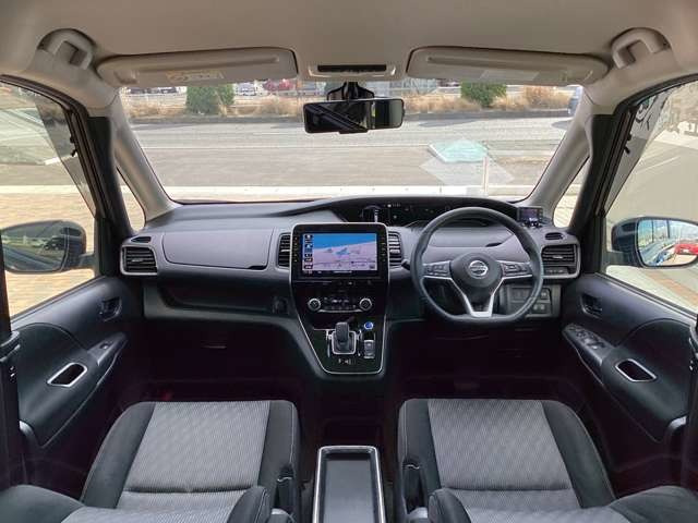 セレナ1.2 e-POWER ハイウェイスターV