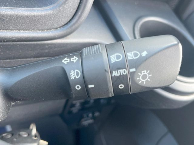 �y�I�[�g���C�g�z����̖��邳�ɉ����Ď����Ńw�b�h���C�g�̓_���E�������ł���@�\�ł�!���C�g�̕t���Y��E�����Y��Ȃǂ������Ȃ�A�J�̓���[���̑��s�����S!�g���l���ʉߎ����֗��ł��ˁ�