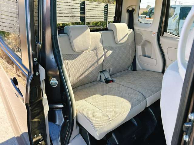 ���Ђł͌��I�������Ԃ𖈌���ʂɎd������s�Ȃ��A�����߂₷�����i�ł��񋟂��Ă���܂���