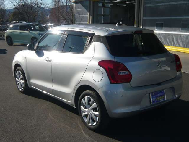 ���A�N�Z�X�͏�M�z���x��IC����Ԃ�10���B �x��IC���肽�M�������ɋȂ���A����254�o�C�p�X�ɓ˂����������M�������ɋȂ���,1km���i�񂾍����X�Y�L�̊Ŕ��ڈ�B�Ŋ��̉w�͏�B�����s�w�ł��B