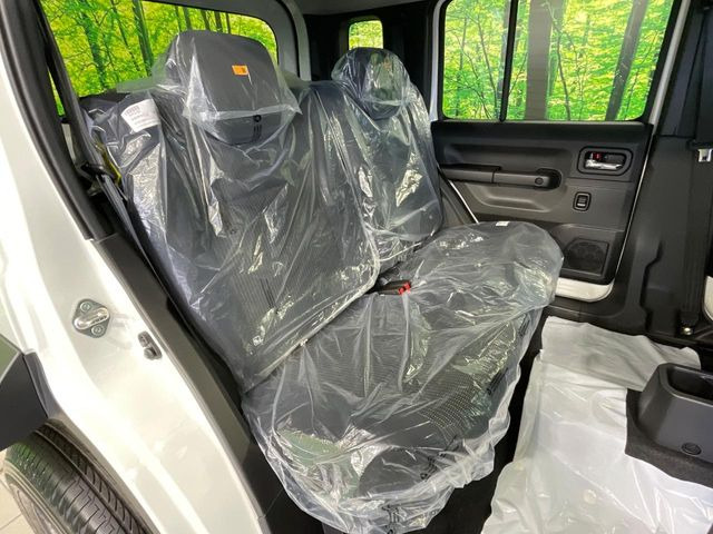 ���i���ȃI���W�i���t���A�}�b�g���I�v�V�����ɂĂ��p�ӂ��Ă���܂��B���D���ȃf�U�C����J���[�����Ԃɍ��킹�đI��ł����������Ƃ��ł��܂���