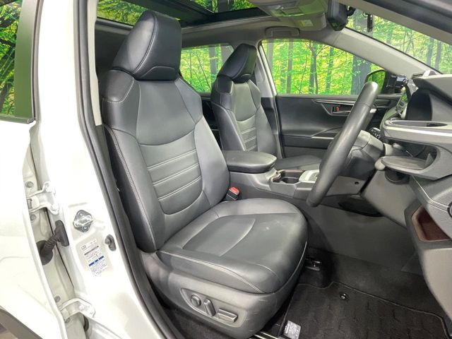 �y���烌�U�[�V�[�g�z����̂ӂ���肪�e�ՂŃ����e�i���X�����ȒP�ȁA�@�\���ɗD��鍇����v���̗p�����㎿�ȃV�[�g�ł��B����S�n���悭�A���������ӂ��S�n�ǂ��ԓ���Ԃ����o���Ă���܂��B