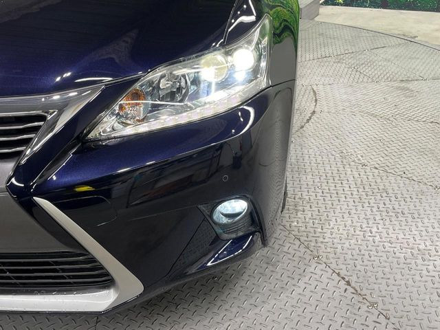 �yLED�w�b�h���C�g�z���V����ԑ��s�����ǍD�Ȏ��E���m�ۂ����S���ĉ^�]�ł��鍂�P�xLED�w�b�h���C�g�𑕔�!�_�����x�������A����d�͂��}�����Ă��܂��B