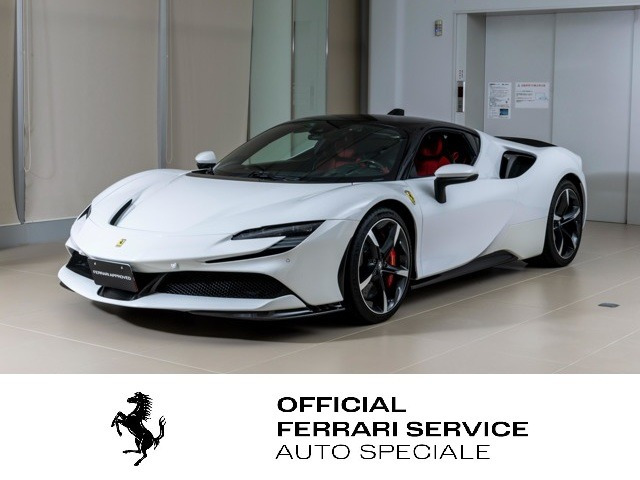 SF90ストラダーレアセット フィオラノ F1 DCT E 4WD