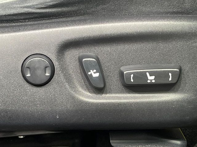 �y�p���[�V�[�g�z�X�C�b�`��ŊȒP�ɃV�[�g�̔��������\!�d��������͂�����܂���!���K�ȃV�[�g�|�W�V�����ɃZ�b�g���āA���K�ȃh���C�u�����y���݂��������B