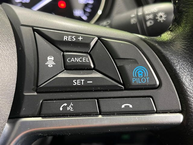 �y�v���p�C���b�g�z�������H�ł̒��������s���y��!!�a�؎��Ə��񑖍s�̃V�[���ŁA�A�N�Z���E�u���[�L�E�X�e�A�����O�������Ő��䂵�A�������^�]�̕��S���y�����Ă���܂���