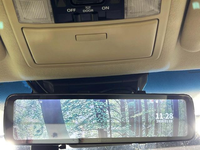 �y�f�W�^���C���i�[�~���[�z��Ȃ̑傫�ȉו��⓯��҂Ō�����m�F���Â炢���ł����S!�J�������B�e�����ԗ�����̉f�������[���~���[���ɕ\���B�N���A�Ȏ��E�ŏ󋵂̊m�F���\�ł�!