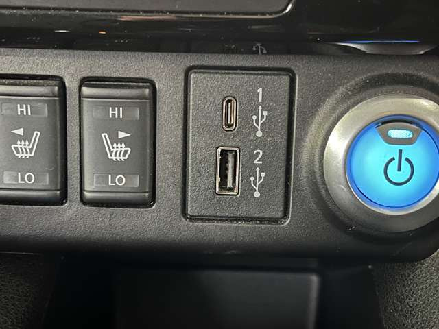 �X�}�z�≹�y�v���C���[��ڑ��\��USB�AType-C�[�q�t��!