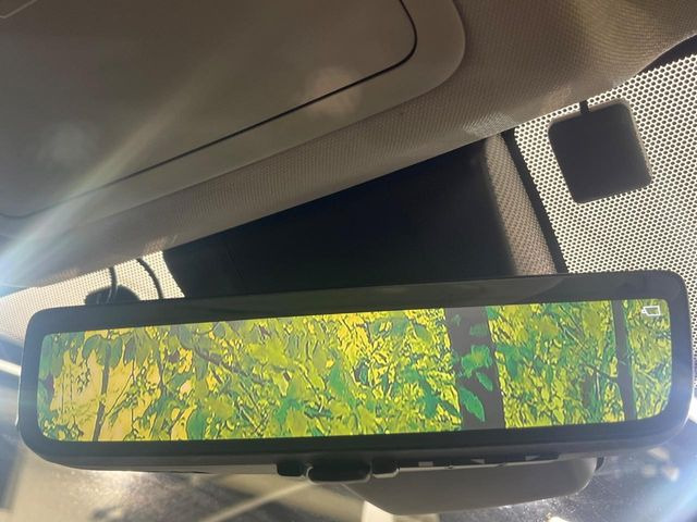 �y�f�W�^���C���i�[�~���[�z��Ȃ̑傫�ȉו��⓯��҂Ō�����m�F���Â炢���ł����S!�J�������B�e�����ԗ�����̉f�������[���~���[���ɕ\���B�N���A�Ȏ��E�ŏ󋵂̊m�F���\�ł�!