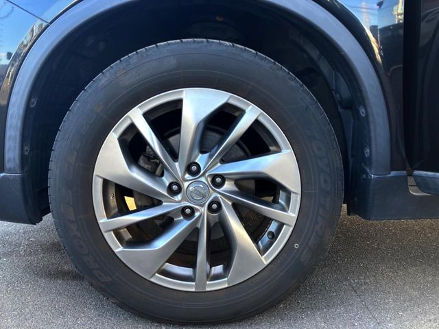 �������A���~!�������������ă��f���ʂɃf�U�C������Ă��܂��B�������S����K�ɍ������ʂ𔭊�����u�z�C�[���R�[�e�B���O�v�̎{�H����t��!���C�y�ɒS���c�Ƃ܂ł����k���������B