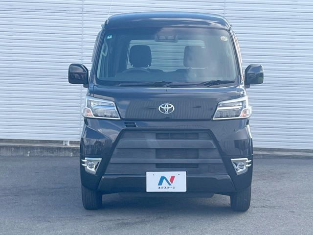 ���Ђł́A�S�ԁw�C�����Ȃ��x�̂��Ԃ̂ݎ�舵���Ă���܂��B��C�o�C���[�ɂ�錵�I�����d����̌�A���Ɍ�̎ԗ��`�F�b�N���s���A�l�N�X�e�[�W���F�肵�����i���Ȓ��ÎԂ����񋟂��Ă���܂��B