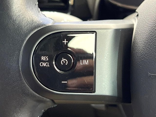 ���I�[�g�N���[�Y�R���g���[��:�������H�⎩���Ԑ�p���H���ɂāA�葬���q���\�ƂȂ�֗��ȋ@�\�ł��B�������ړ��̍ۂł����ɂ����֗��ɂ��g�����������܂���