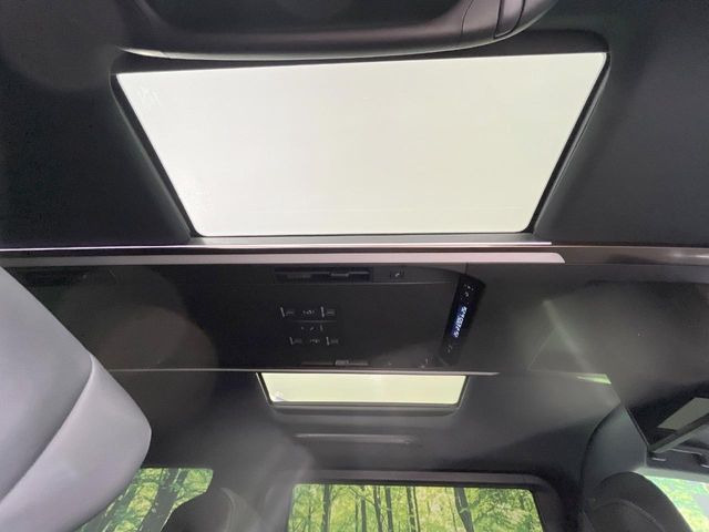 �y���E�Ɨ����[�����[�t�z2��ڍ��E�Ȃɂ��ꂼ��z�u���ꂽ�K���X���[�t!�������ɍ��킹�ĕБ������V�F�[�h��߂邱�Ƃ��\�ł�!