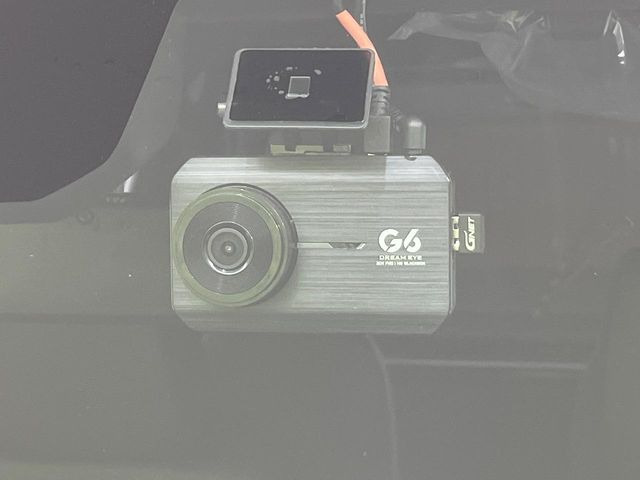 �y�h���C�u���R�[�_�[�z�h���C�u���R�[�_�[����!���s���͂������A������^�]�⎖�̂ɑ��������ہA�f���ŋL�^���A����̃��X�N�ɔ����܂��B���L�^�pSD�J�[�h�͂��q�l�����g�ł��������������K�v������܂��B