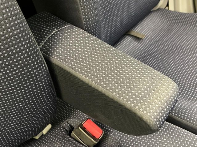 �y�A�[�����X�g�z�^�]���̐g�̂̕��S���y�����Ă����A�[�����X�g�𑕔���