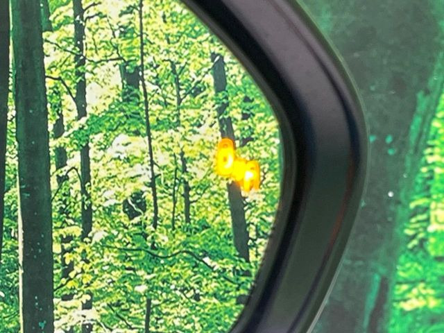 �y�u���C���h�X�|�b�g���j�^�[�z���s���A�h�A�~���[�̎��p�ɂȂ�₷���ӏ��Ɍ㑱�Ԃ��ڋ߂���ƃT�C�h�~���[�̃����Y�Ɍx����\��!�h���C�o�[�ɒ��ӊ��N�����Ă���܂��B