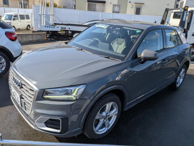 Q230 TFSI スポーツ
