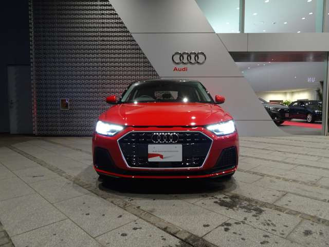 A1スポーツバック25 TFSI アドバンスド