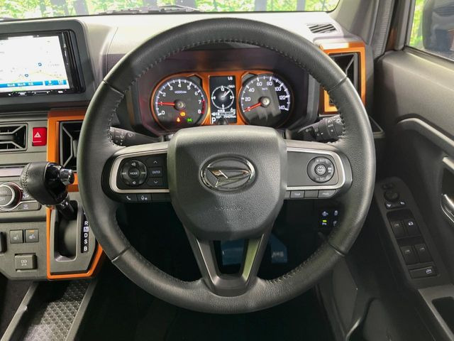 �y�����v�����X�e�A�����O�z�㎿�Ȋv���g�p���邱�ƂŁA��ɂ����������݂ƂĂ��^�]���₷���n���h���ł���