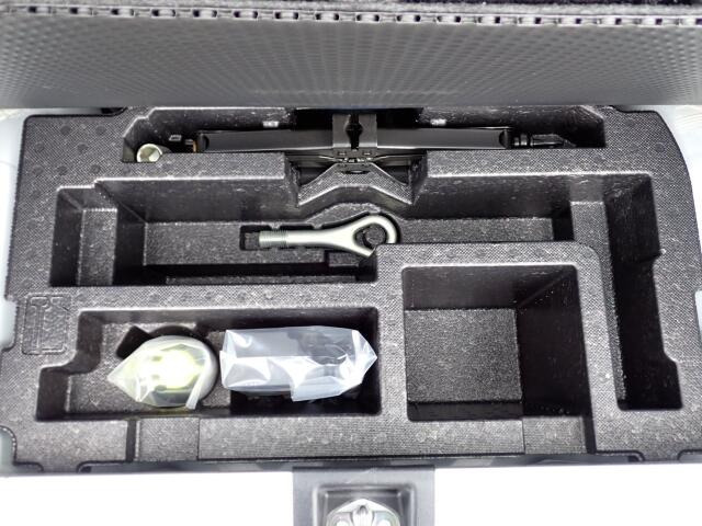 �p���N�C���L�b�g���t���Ă܂��B�������̎��̉��}���u�ɕK�v�ł��B