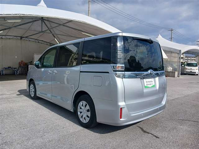 ヴォクシー2.0 X