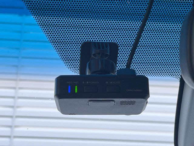 �y�h���C�u���R�[�_�[�z�h���C�u���R�[�_�[����!���s���͂������A������^�]�⎖�̂ɑ��������ہA�f���ŋL�^���A����̃��X�N�ɔ����܂��B���L�^�pSD�J�[�h�͂��q�l�����g�ł��������������K�v������܂��B