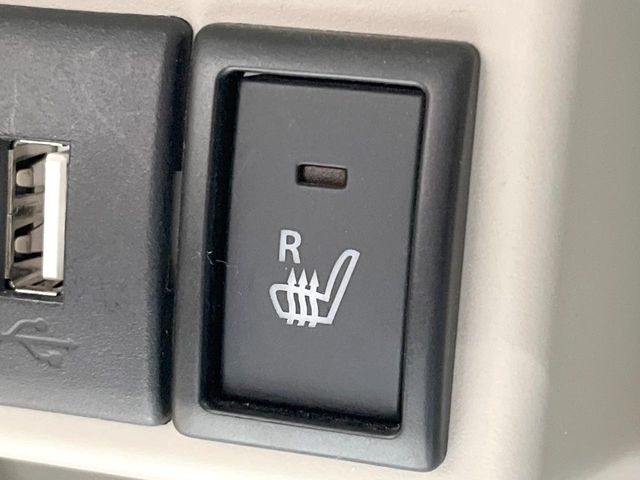 �y�V�[�g�q�[�^�[�z�������ɏd�󂷂�V�[�g�q�[�^�[!�G�A�R����葁�����܂��Ă����̂Ŋ�����̐l�����S�ł��ˁ�G�A�R���̉����͊������邩����A�Ƃ������ɂ����������߂ł��B