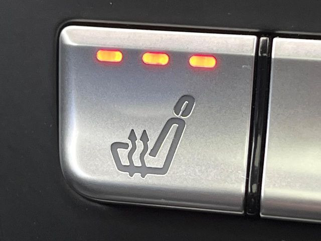 ���t�����g�V�[�g�q�[�e�B���O:�^�]�ȁE����ȋ��ɎO�i�K�Œ��߂��\�ȃV�[�g�q�[�^�[�𑕔����Ă���܂��B�G�߂��킸���K�ɂ��g�p���������܂��B