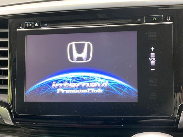 �y���[�J�[�����i�r�z�C���e���A�ɗn�����ރX�^�C���b�V���ȁu��p�݌v�v���[�J�[�i�r�𑕔��􎋔F���⑀�쐫�ȂǊ�{���\�ɂ��D��A���㎿�ȃJ�[���C�t�����y���݂��������܂��B