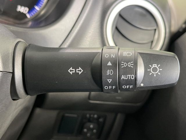 �y�I�[�g���C�g�z����̖��邳�ɉ����Ď����Ńw�b�h���C�g�̓_���E�������ł���@�\�ł�!���C�g�̕t���Y��E�����Y��Ȃǂ������Ȃ�A�J�̓���[���̑��s�����S!�g���l���ʉߎ����֗��ł��ˁ�