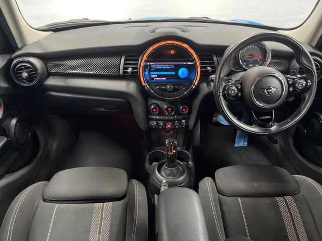 �A���ԃO���[�v���݌ɐ���2,000��!�S���̌n��X���烁�[�J�[�E�Ԏ��킸���Љ�o����̂ŁA���Ȃ��Ƀs�b�^���̂��Ԃ�������͂��ł���܂��͂��₢���킹��������