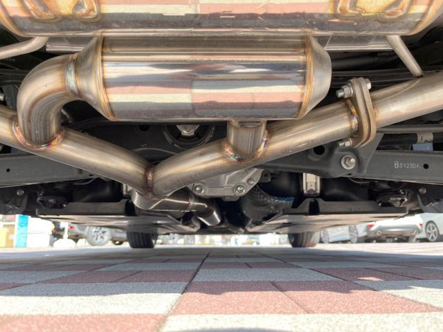 ����肪���ꂢ�Ȃ����ɁA�h�K���H�̎{�H���I�X�X���B�~��n��͂������A���ݕ��ɂ��Z���̕���A��Ń}�����E�E�B���^�[�X�|�[�c���������ɂ��D�]���������Ă���܂��B