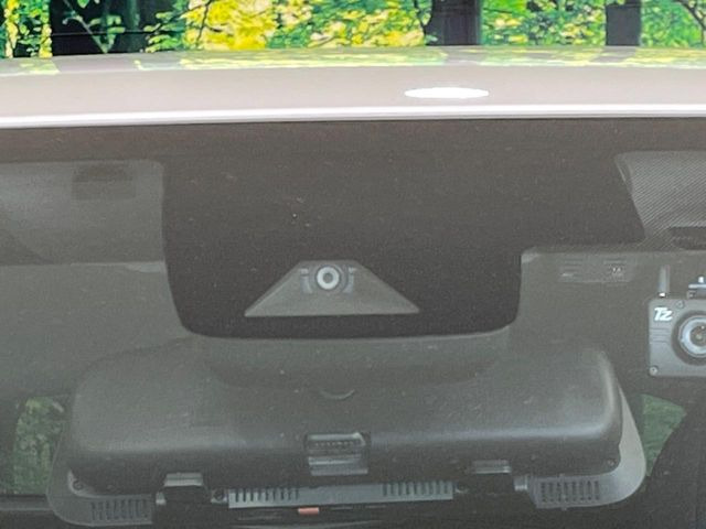 �y�v���N���b�V���Z�[�t�e�B�z�O���̎ԗ��������m���A�Փ˂������Ȏ��͌x��Œ��ӂ𑣂��A�u���[�L�𓥂ޗ͂��T�|�[�g�B�u���[�L�𓥂߂Ȃ������ꍇ�͏Փ˔�Q�y���u���[�L���쓮�A�Փˉ�����T�|�[�g���܂��B