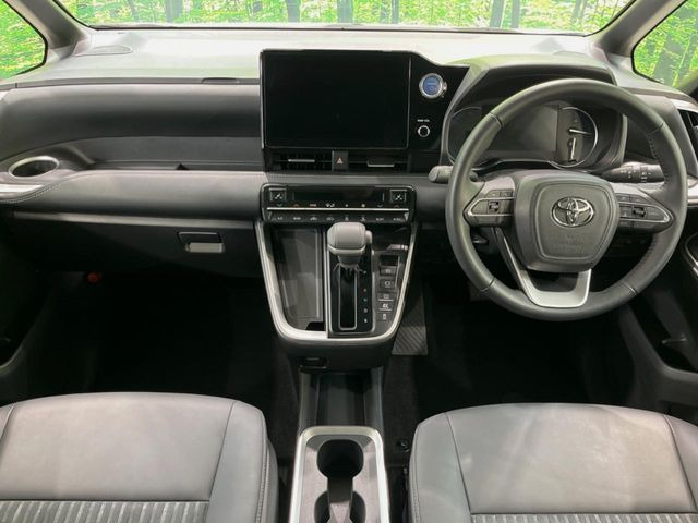 ノア1.8 ハイブリッド S-Z