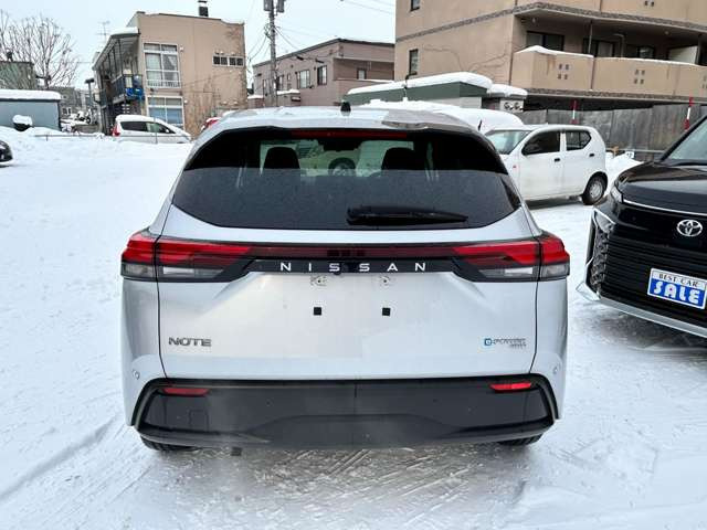 �h�T�r���H�A�V���[�V�u���b�N�����ГƎ��̋����̉��i�ŏ����Ă���܂��B���񂲑��k���������܂��B