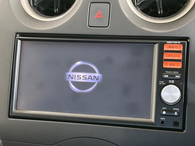 �y�����i�r�z�l�C�̏����i�r�𑕔����Ă���܂��B�i�r�̎g���₷���͂������A�I�[�f�B�I�@�\���[��!�L�����v�◷�s�͂������A�ʋ΂┃�����ȂǕ��i�̃h���C�u���y�����Ȃ�͂���