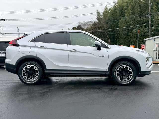 ���X�݌ɂ͊O���A�����N���[�j���O��ɓW�����A�����Ď��̏C�����̗L���A���[�^�[��������̗L������O�ҋ@�ւɂ�錟����S����{���Ă���܂��B�Ԍ��A�����A����h�������ЂőΉ��ł��܂��̂ł����S���������B