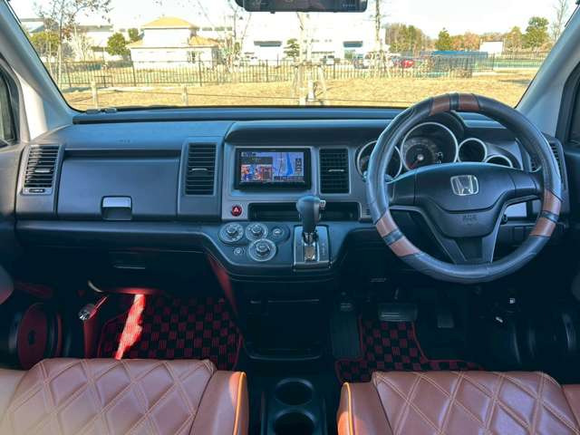 �S�Ԏ���\�ł��B�傫�ȓW����������ۂɉ^�]���Ă݂ĉ������B���ۂɏ���Ă݂Ă��ꂩ��̃J�[���C�t��z�����Ă���������